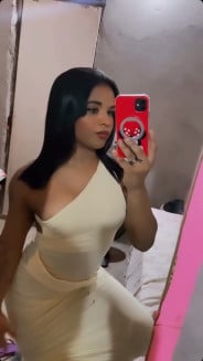 Acompanhante Luara - Perfil