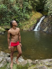 Acompanhante Pretex - Perfil
