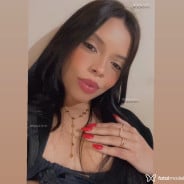 Acompanhante Bia - Perfil