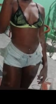 Acompanhante Preta - Perfil