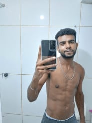 Acompanhante Tommarverick - Perfil
