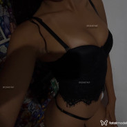 Acompanhante Lolla - Perfil