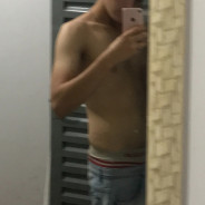 Acompanhante Branquim - Perfil