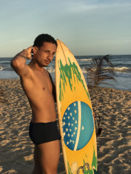 Acompanhante Michel Dias - Perfil