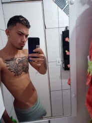 Acompanhante Grande João - Perfil