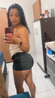 Acompanhante Morena - Perfil