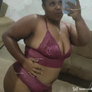 Acompanhante Shueta - Perfil
