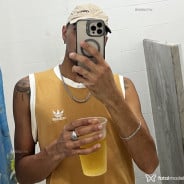 Acompanhante Oscar - Perfil