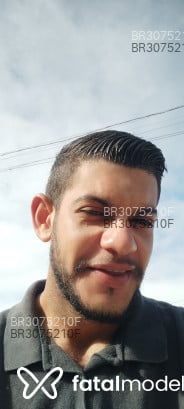 Acompanhante Tonys - Perfil
