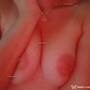 Acompanhante Emilly - Perfil