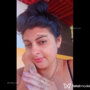 Acompanhante Penélope - Perfil