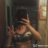 Acompanhante Kiraboing - Perfil