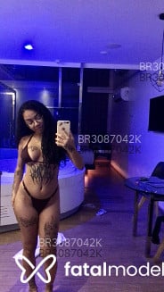 Acompanhante Larissa - Perfil