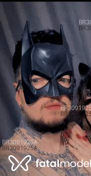 Acompanhante Gotham - Perfil