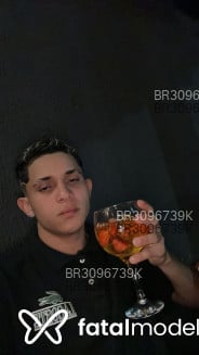 Acompanhante Pedro - Perfil