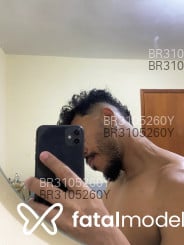 Acompanhante Brenner - Perfil