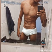 Acompanhante Lipe - Perfil