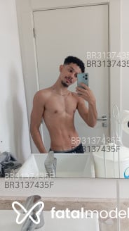 Acompanhante Kayky - Perfil