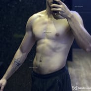 Acompanhante Valentin - Perfil