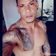 Acompanhante Atila - Perfil