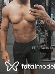 Acompanhante Ricardo Cross - Perfil