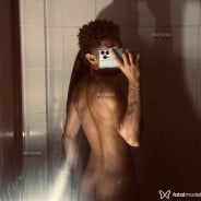 Acompanhante Santino - Perfil