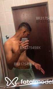 Acompanhante Preto - Perfil