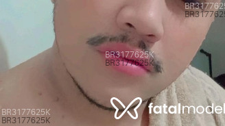 Acompanhante Tom - Perfil