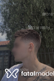 Acompanhante Arthur - Perfil