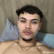 Acompanhante Felix - Perfil