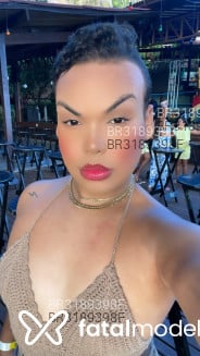 Acompanhante Vivi - Perfil