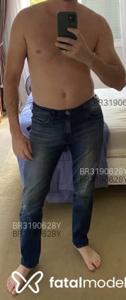 Acompanhante Guaporépegador - Perfil