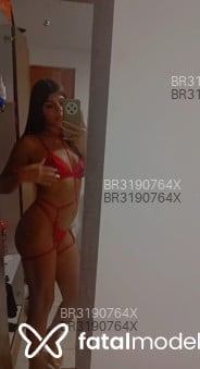 Acompanhante Julia Auverah - Perfil