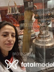 Acompanhante Laura - Perfil