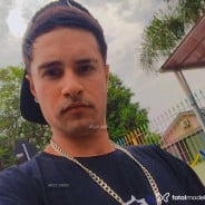 Acompanhante Adrian - Perfil