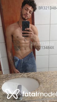 Acompanhante Ruivo - Perfil