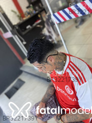 Acompanhante Derek Kaua - Perfil
