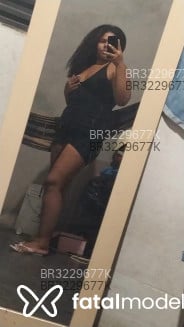 Acompanhante Morena - Perfil