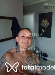 Acompanhante João Dick - Perfil
