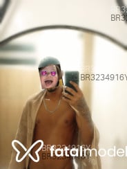 Acompanhante Carlos Henrique - Perfil