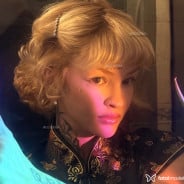 Acompanhante Lee - Perfil