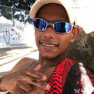 Acompanhante Menorzn - Perfil