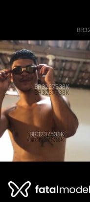 Acompanhante Magrão - Perfil