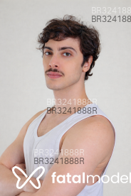 Acompanhante Mateus Müller - Perfil