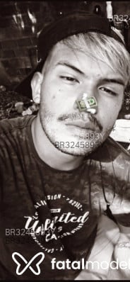 Acompanhante Kellison - Perfil