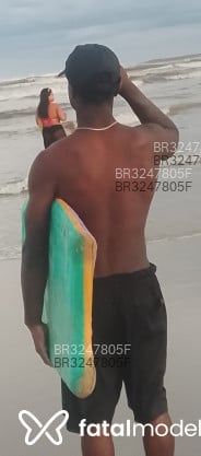 Acompanhante Gomes - Perfil