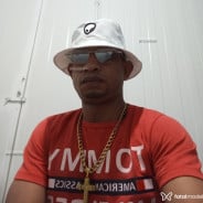 Acompanhante Robert - Perfil