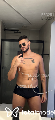 Acompanhante Acreaninho - Perfil