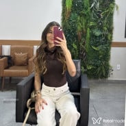 Acompanhante Mavie - Perfil