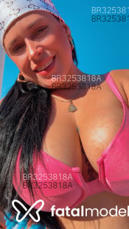Acompanhante Esmeralda - Perfil